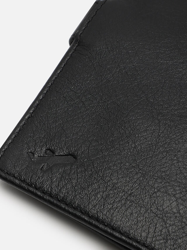 Atlas Leather Passport Holder - Black