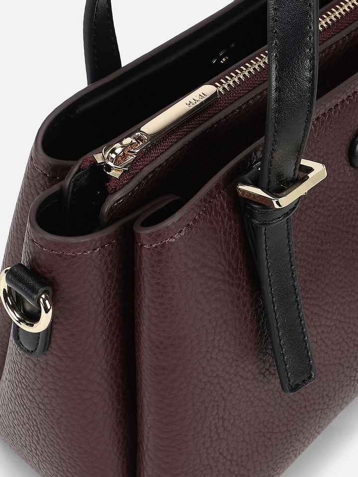 Cleo Handheld - Dark Cherry
