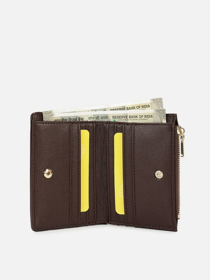 Ezra Textured Wallet - Brown