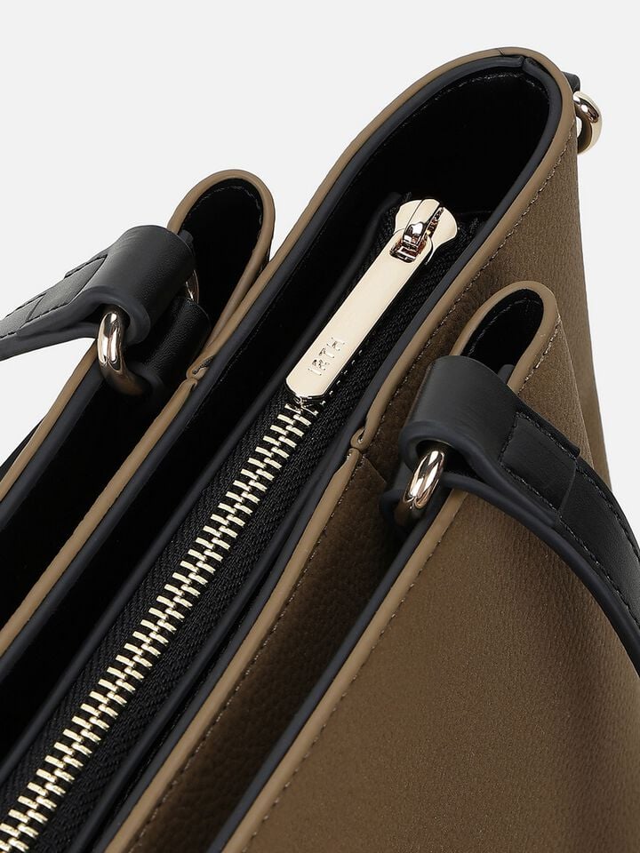 Sally Shoulder Bag - Brown