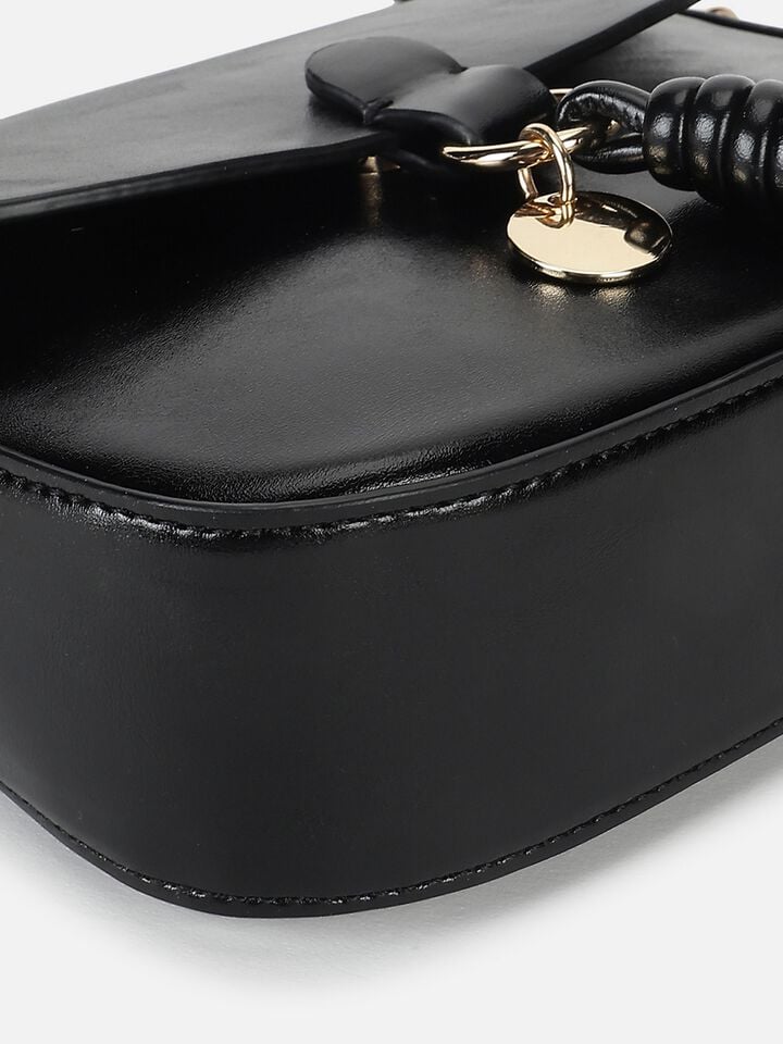 Reese Sling Bag - Black