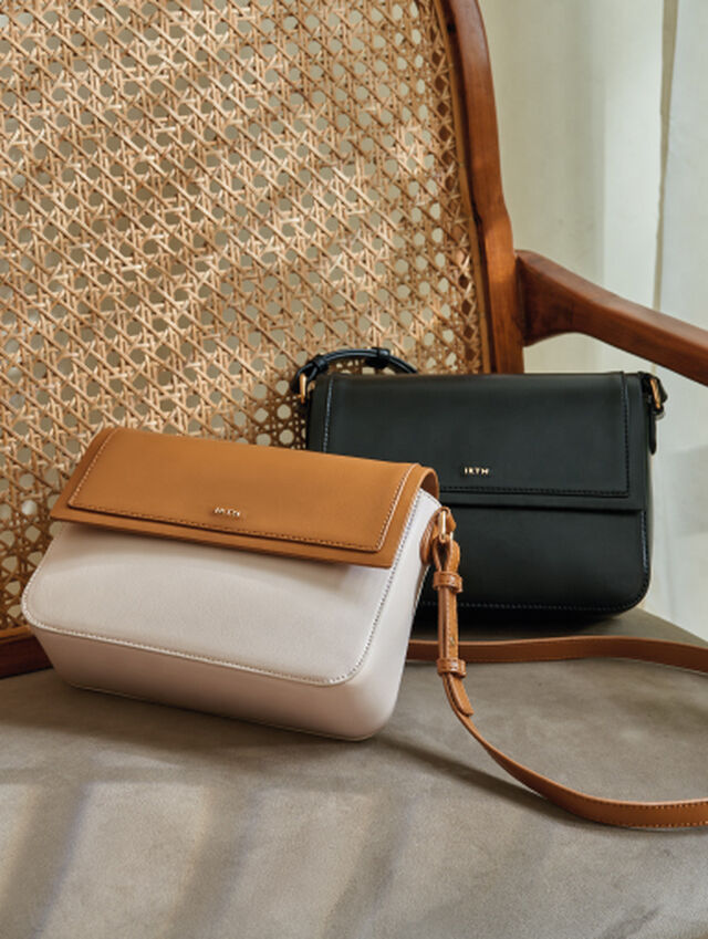 Magnolia Sling - Black