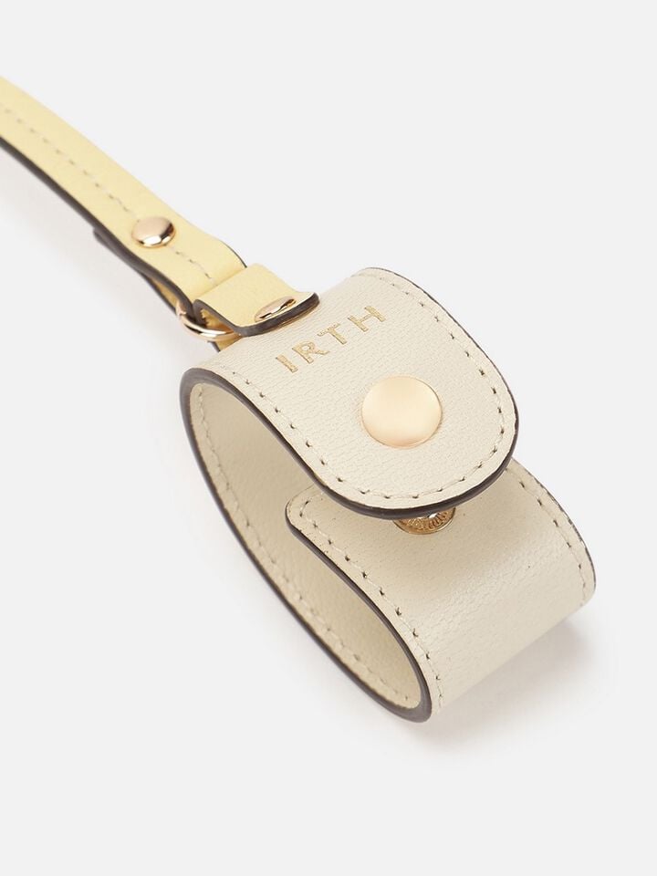 Loop Leather Scarf Holder - Off-White