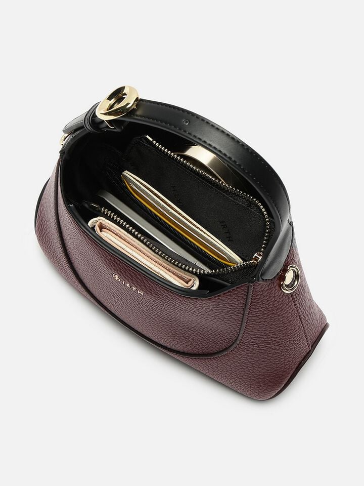 Denice Handheld - Dark Cherry