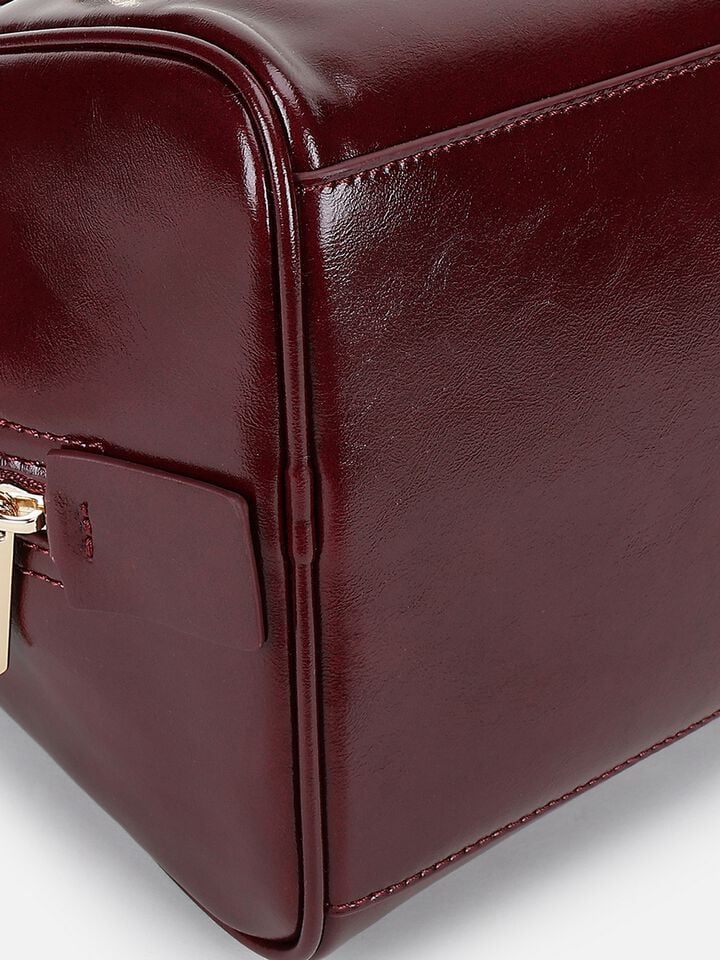 Chelsea Handheld - Dark Cherry