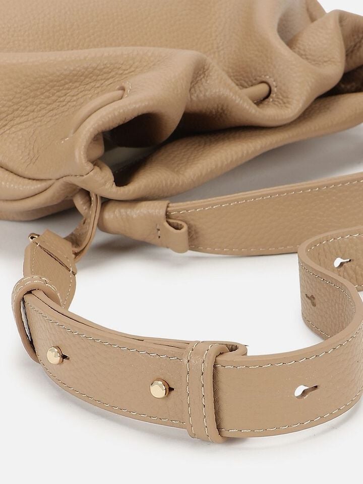 Lois Leather Sling - Latte