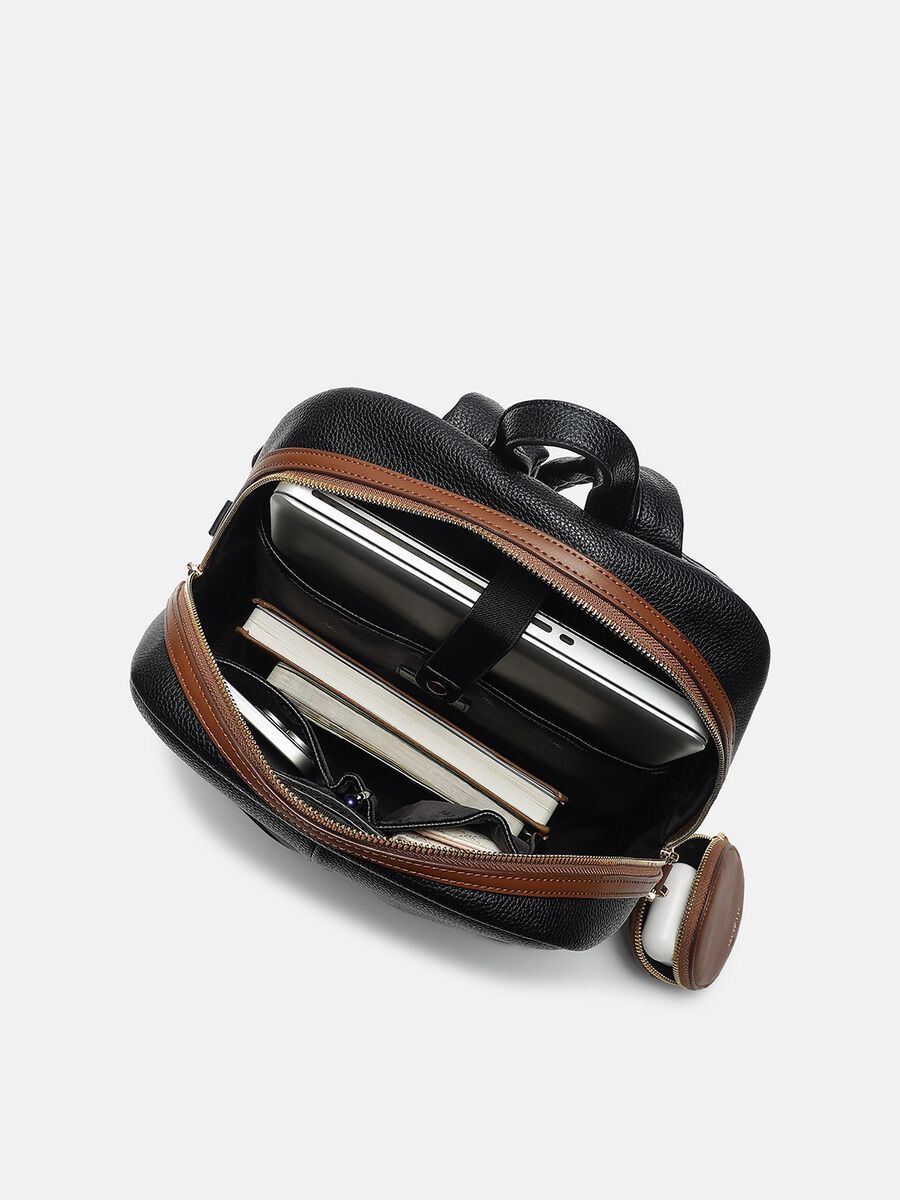 Austin Black Office Laptop Backpack by IRTH | House of Titan