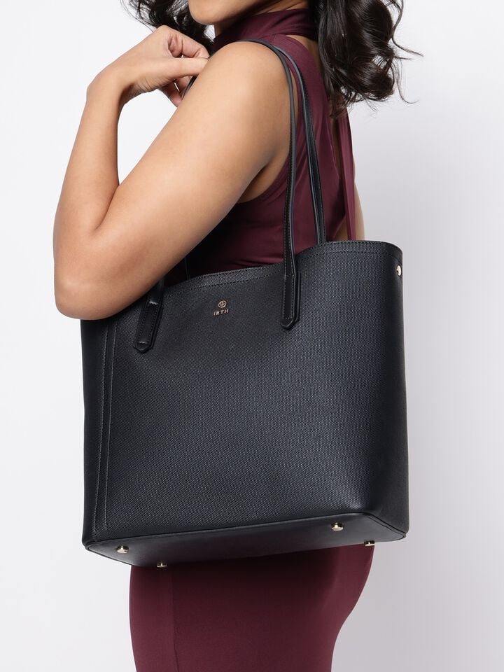 Mahogany Twines Tote - Black