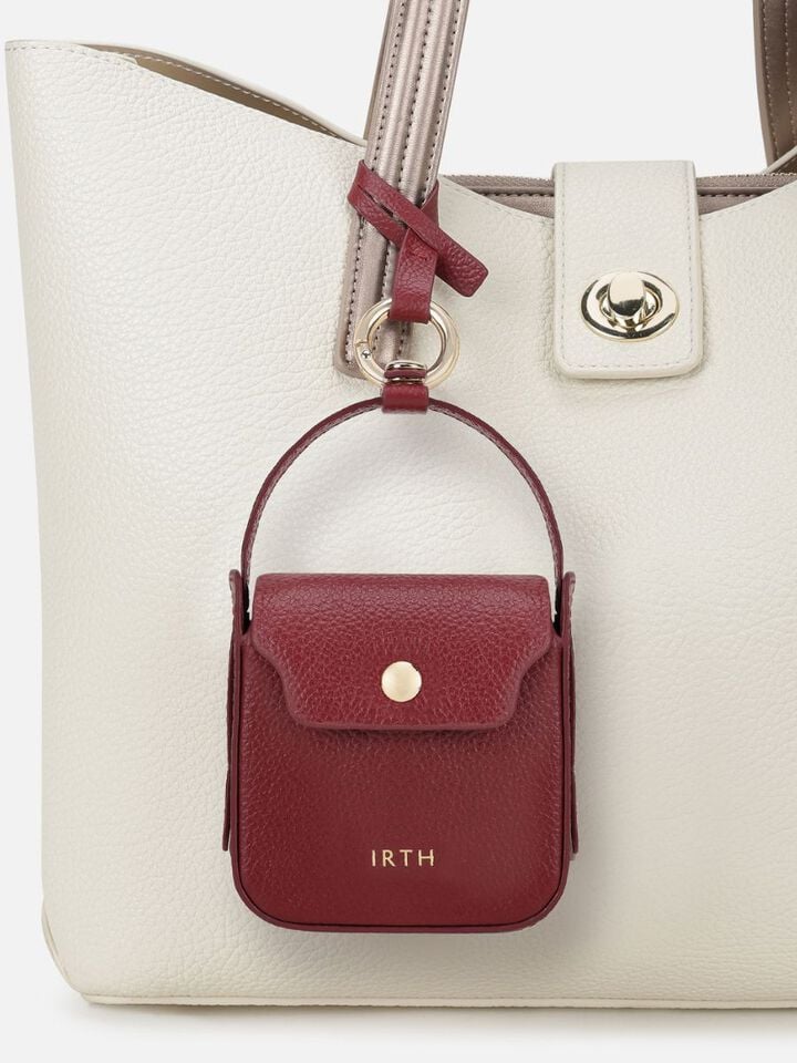 Amy Miniature Leather Shoulder Bag - Cherry