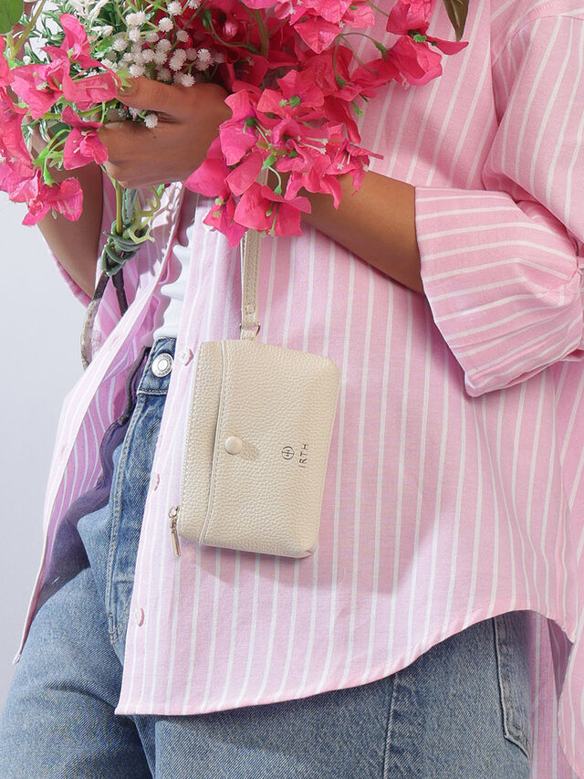 Vera Wristlet Wallet - Off-White