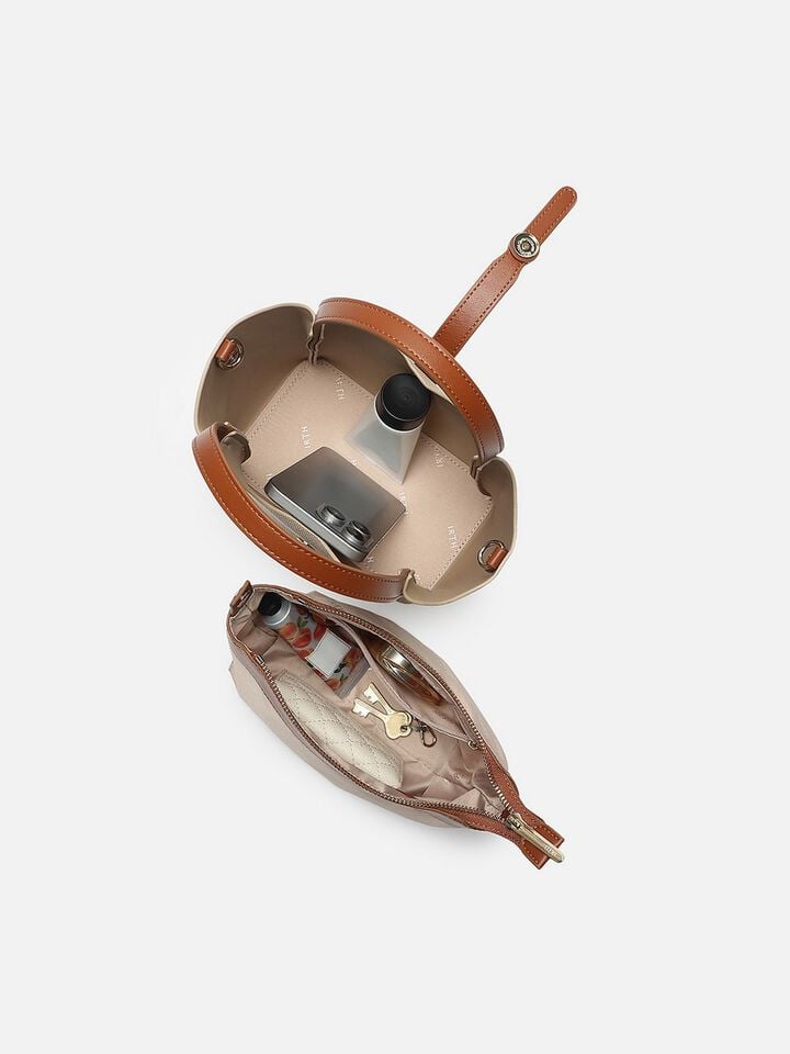 Briar Twines Handheld - Beige