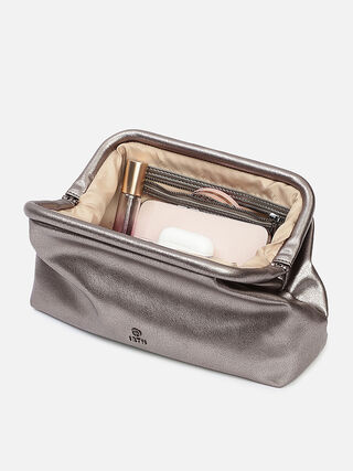 Tiana Clutch - Silver