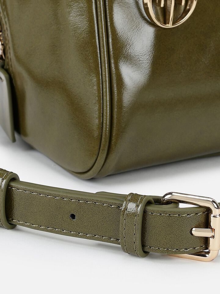 Chelsea Handheld - Olive