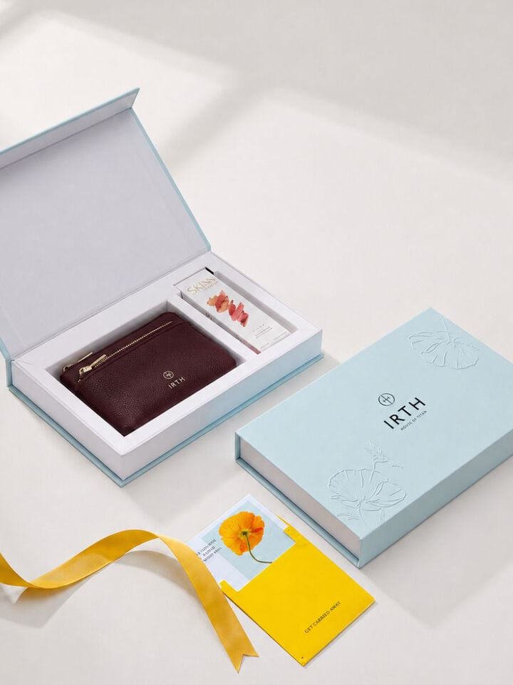 Kira Cherry Wallet & Fragrance Set