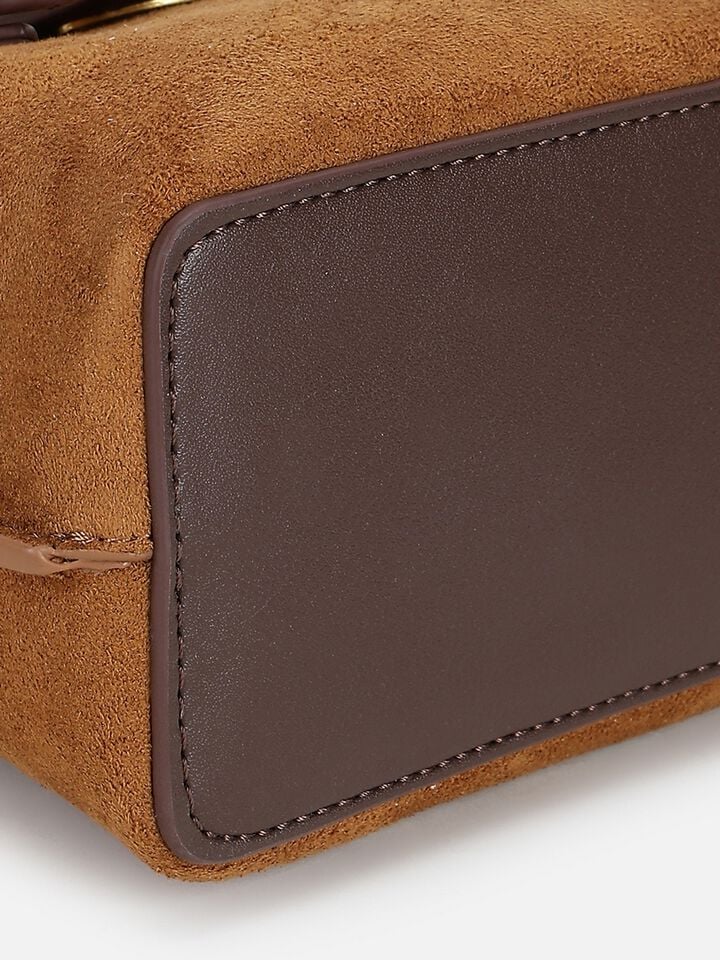 Maya Fawn Handheld - Tan
