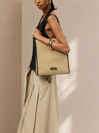 Knits Shoulder Bag - Beige
