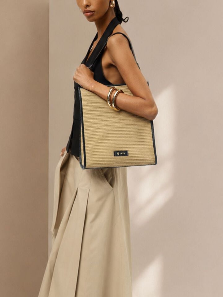 Knits Shoulder Bag - Beige