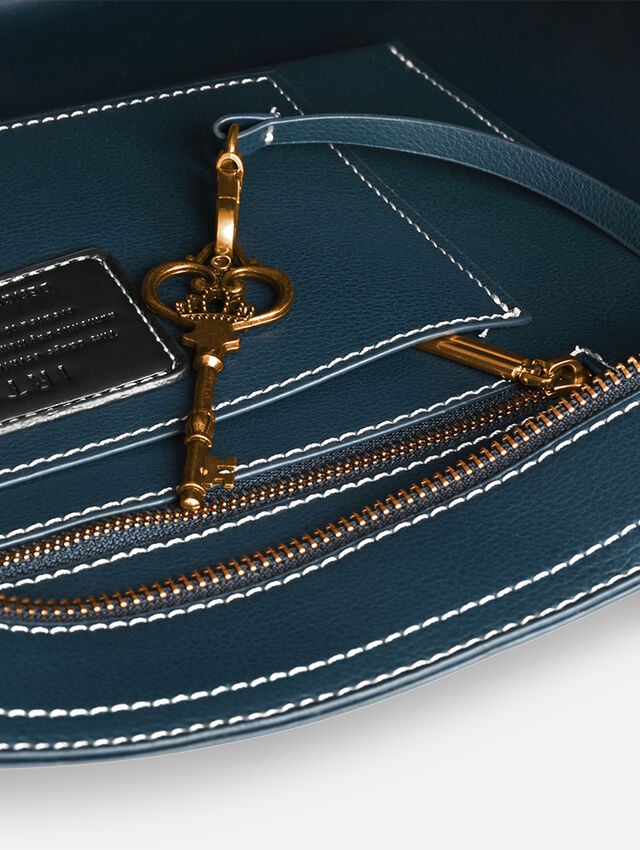 Zoe Navy Tote