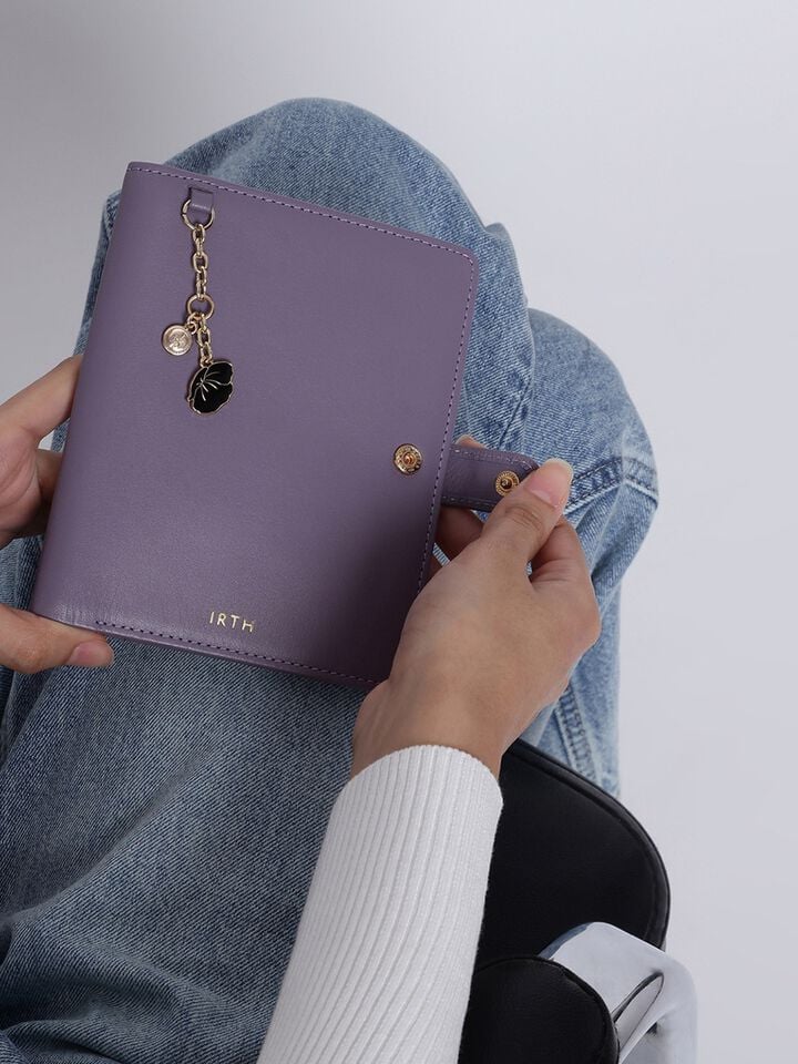Atlas Leather Passport Holder - Grape