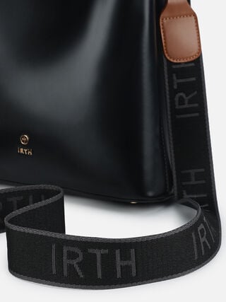 Margo Handheld - Black