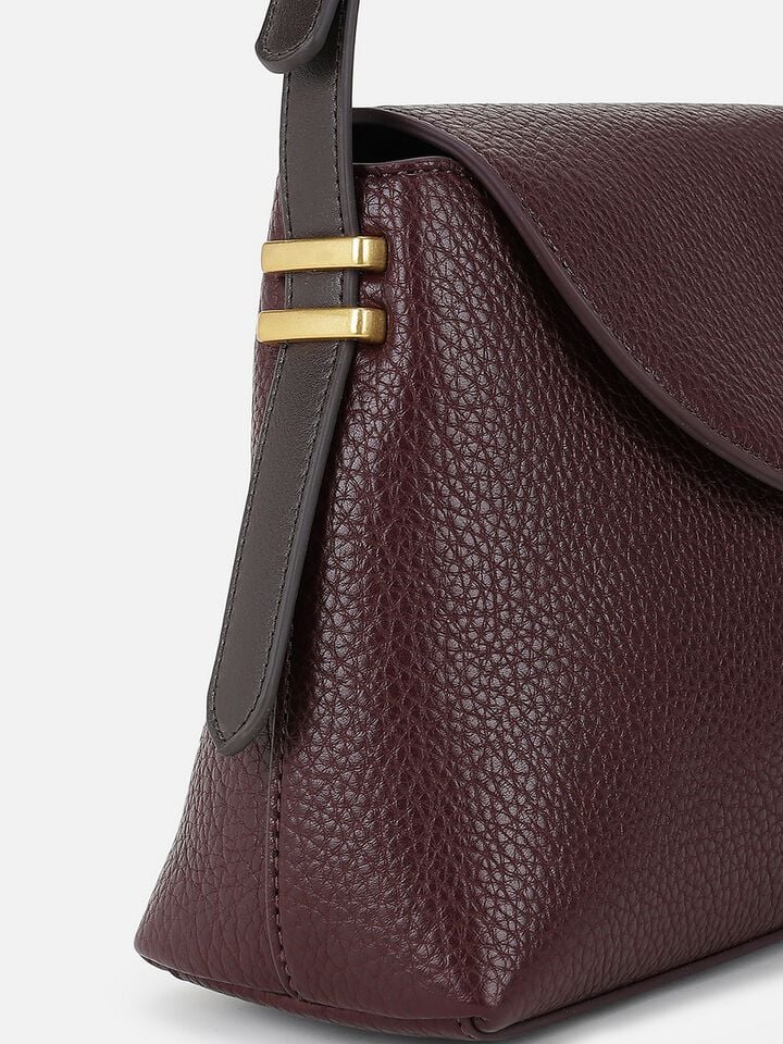 Merida Sling - Dark Cherry