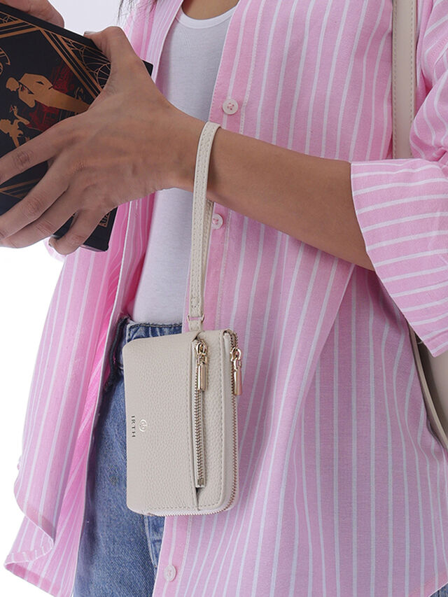 Kira Wristlet Wallet - Off-White