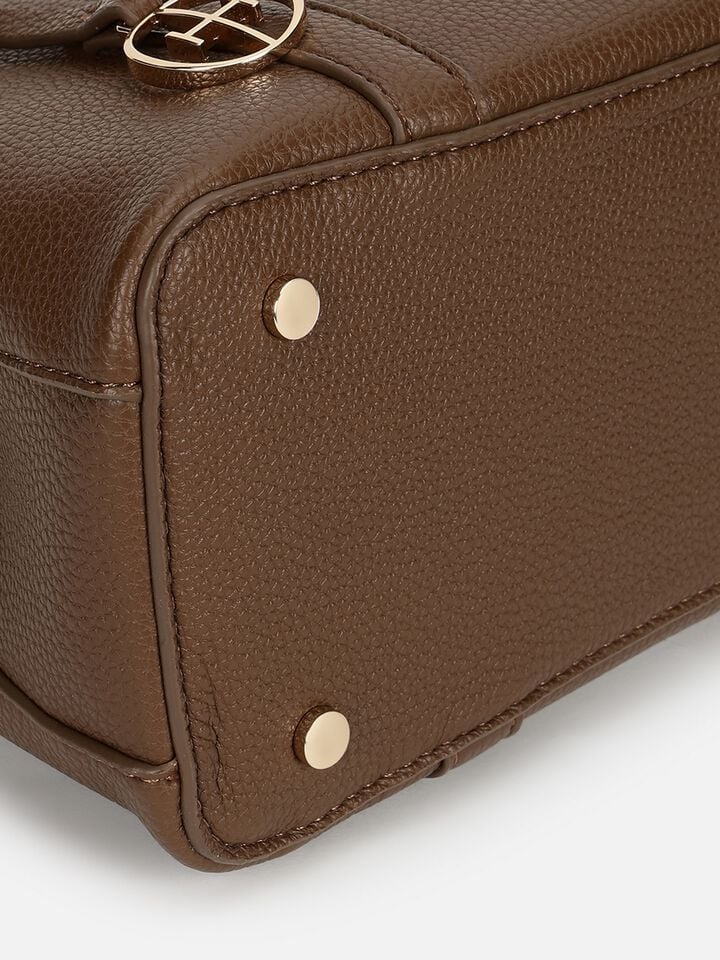 Betty Handheld - Brown