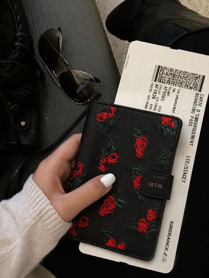 Meadows Atlas Passport Holder - Black
