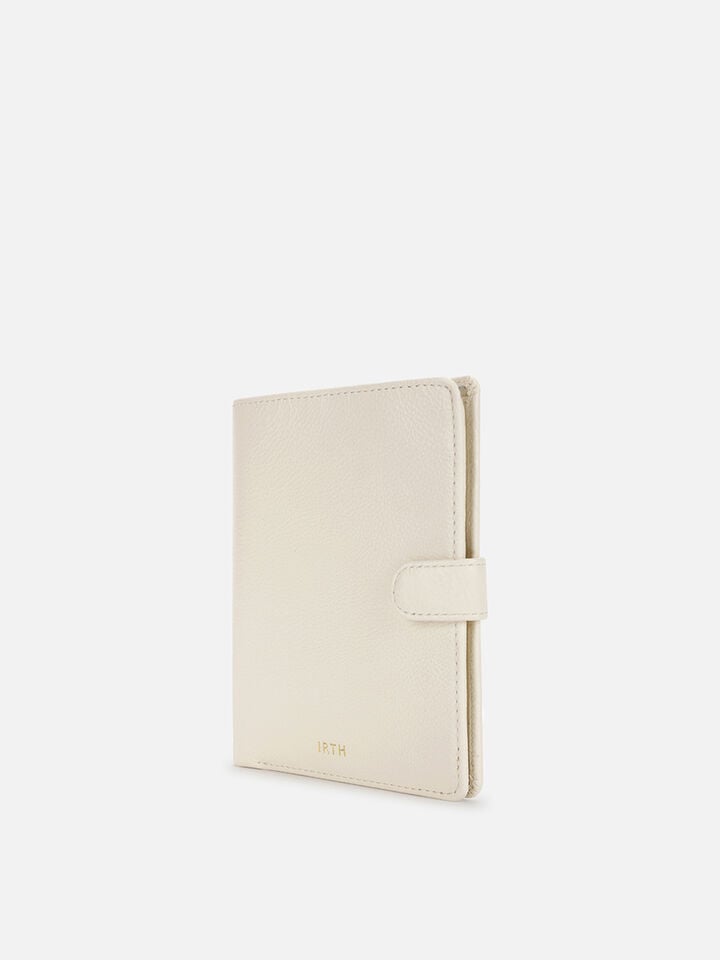 Atlas Leather Passport Holder - Off-White