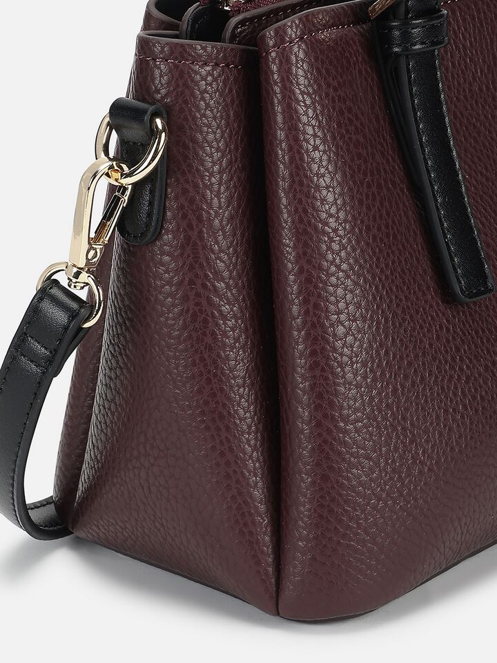 Cleo Handheld - Dark Cherry