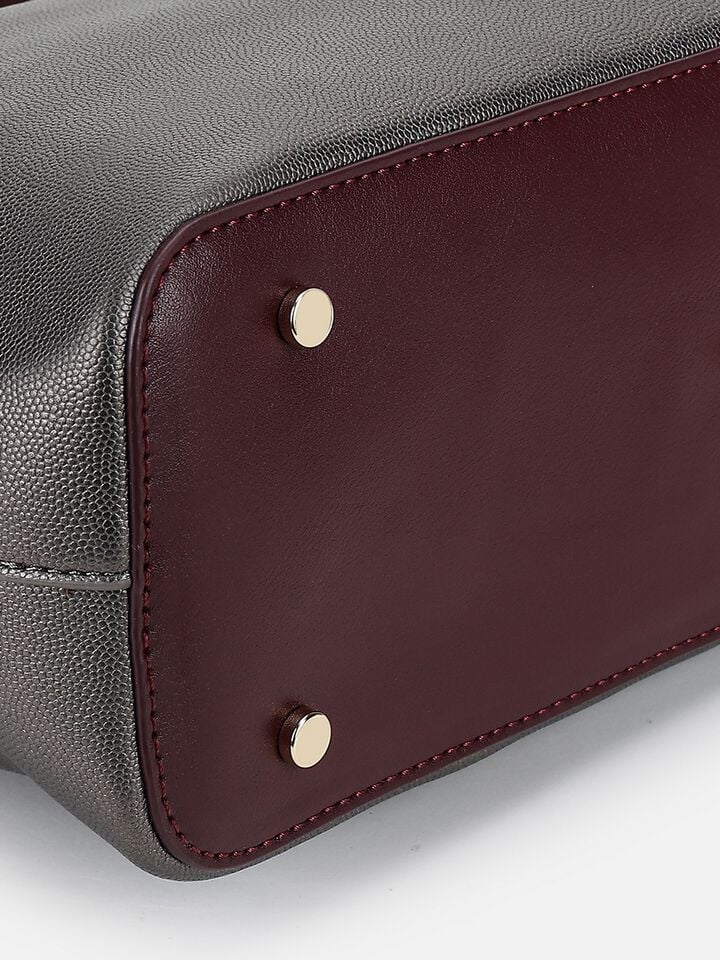 Pearl Shoulder Bag - Gunmetal