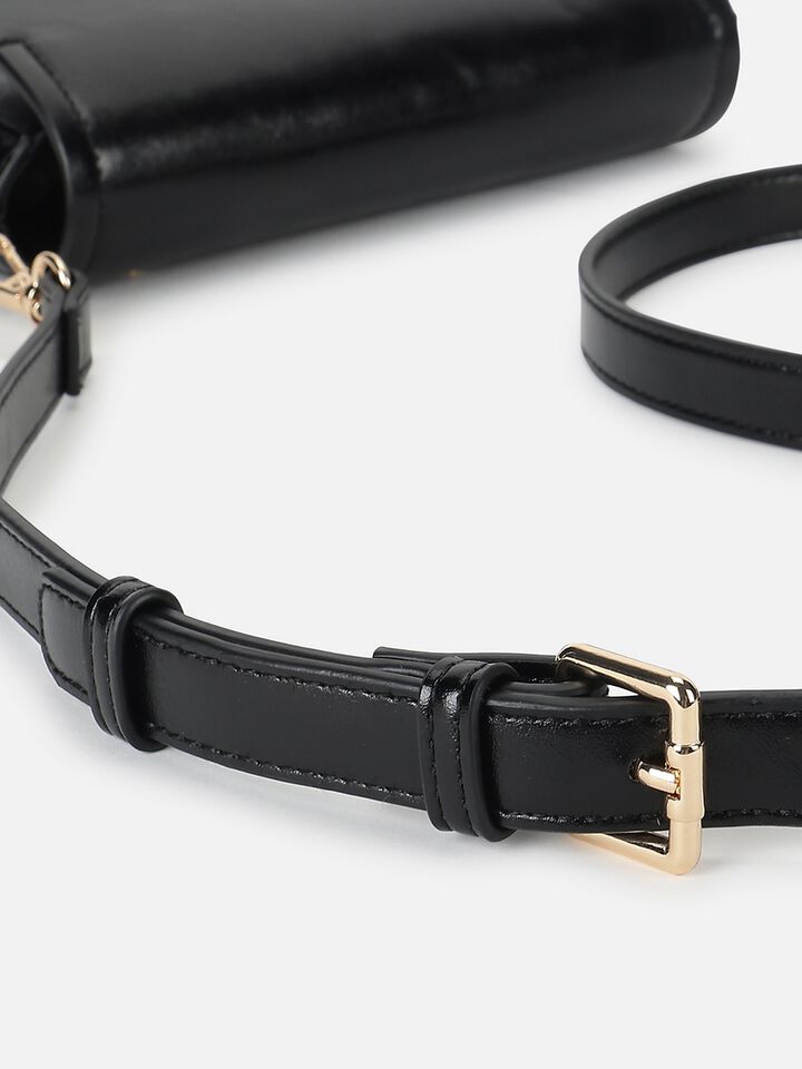 Reese Sling Bag - Black