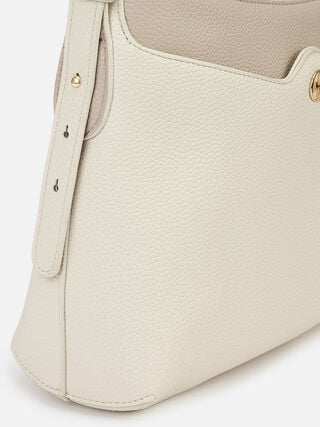 Olivia Shoulder Bag - Off-White