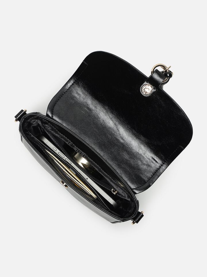Reese Sling Bag - Black