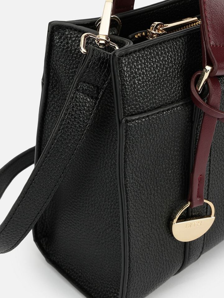 Olivia Handheld - Black