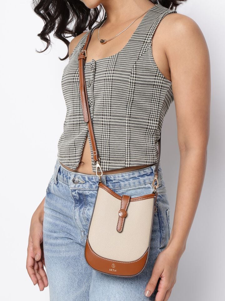 Briar Twines Mobile Sling - Beige