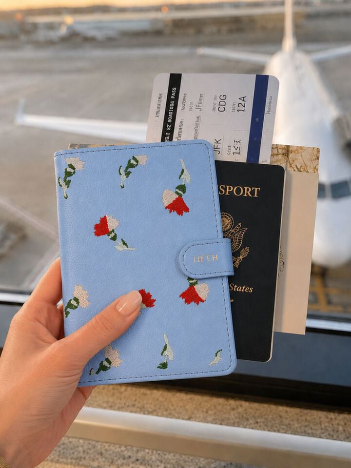 Meadows Atlas Passport Holder - Blue