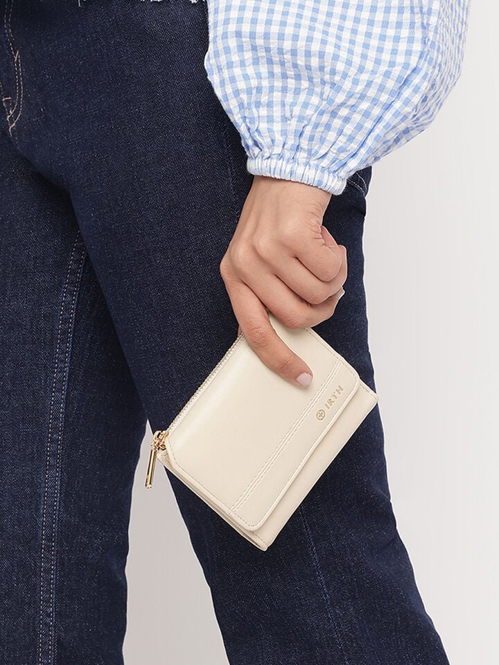 Riley Wallet - Off-White