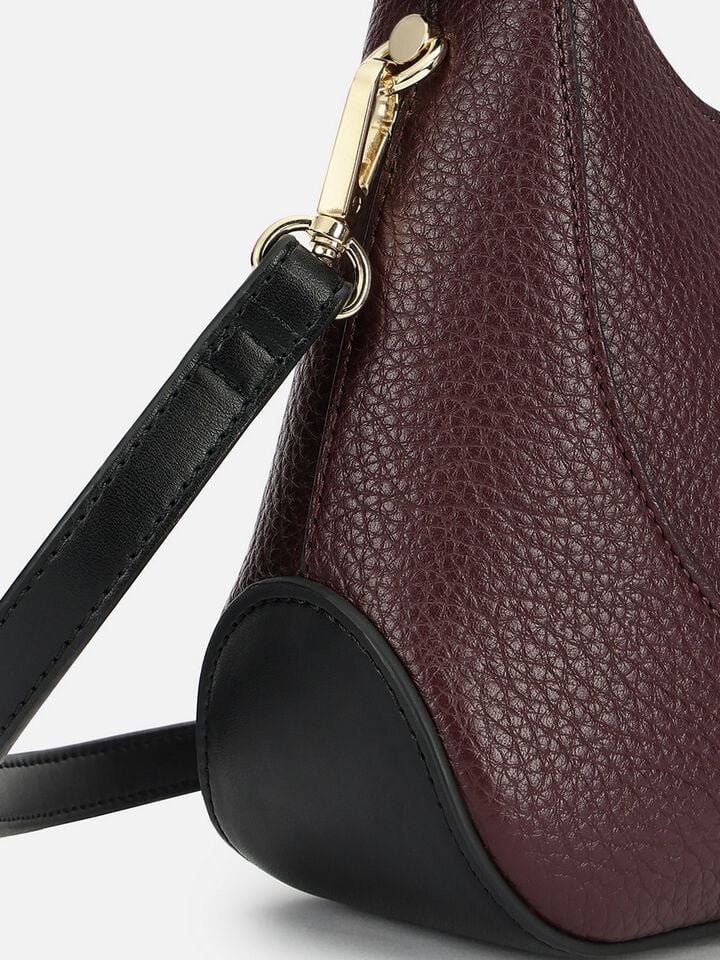 Denice Handheld - Dark Cherry