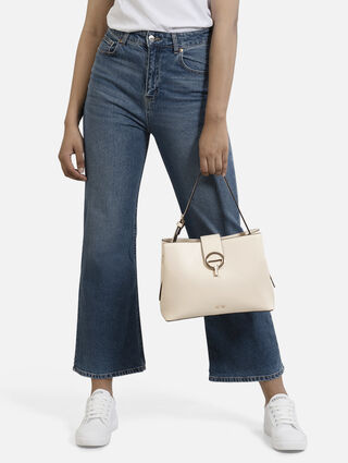 Dreamy creamy shoulder bag