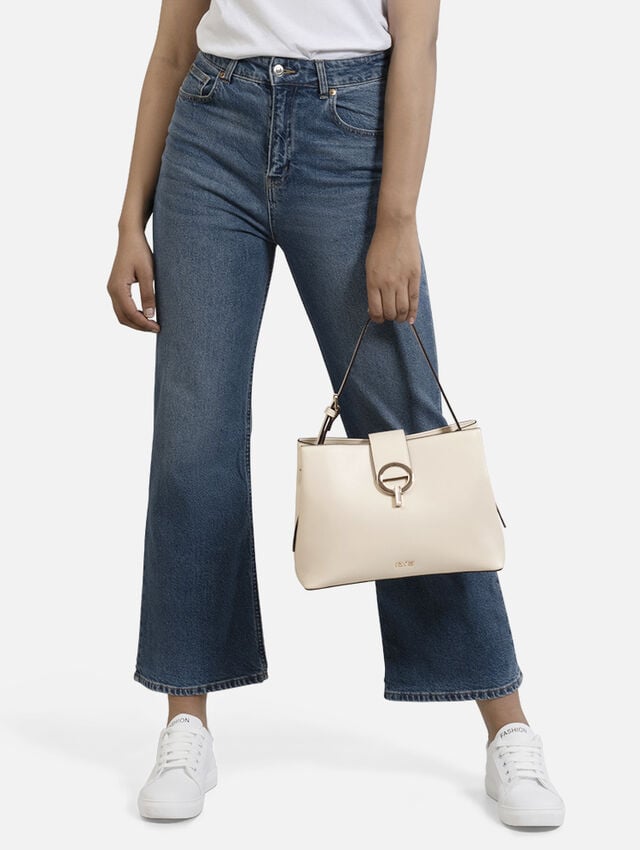 Dreamy creamy shoulder bag