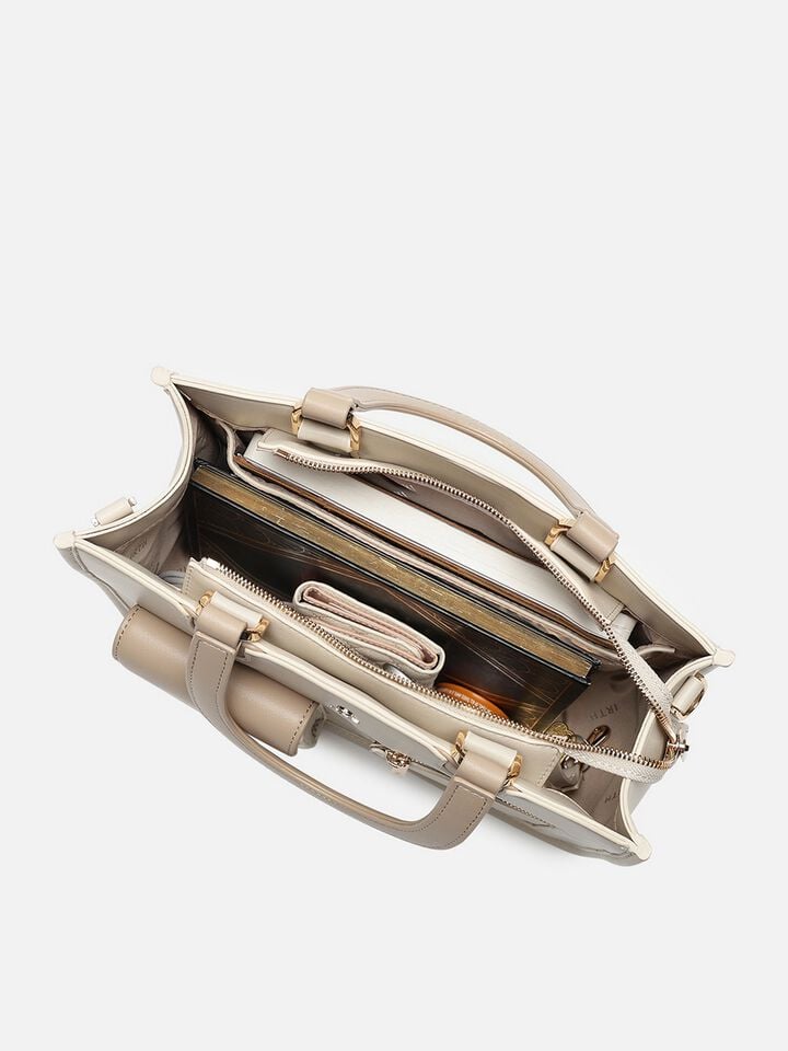 Roxanne Handheld - Off-White