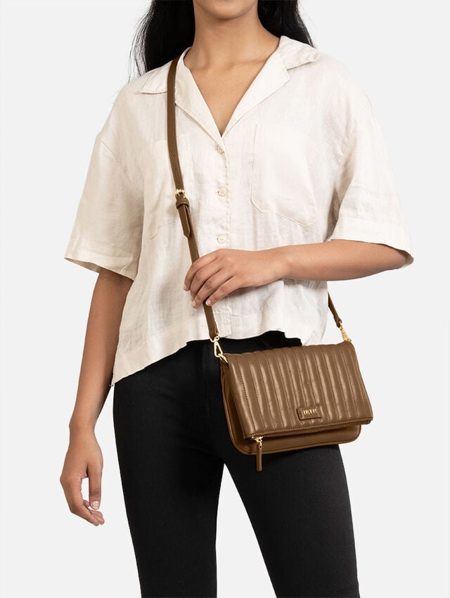 Nora Tan Clutch