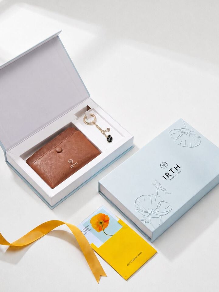 Vera Tan Wallet & Charm Set