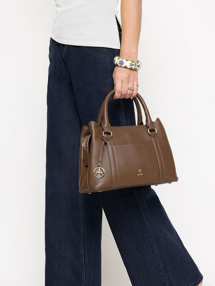 Betty Handheld - Brown