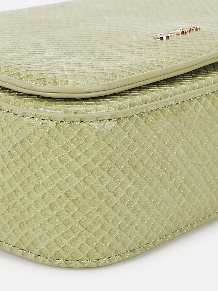 Ivy Snakeskin Sling - Green
