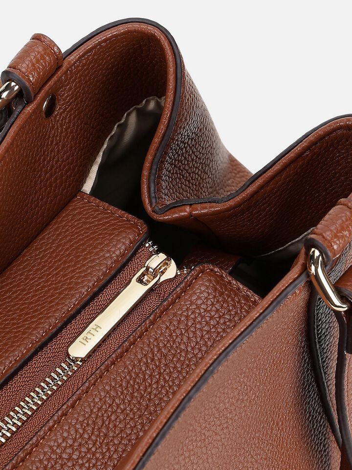 Jamie Brown Shoulder Bag - Tan