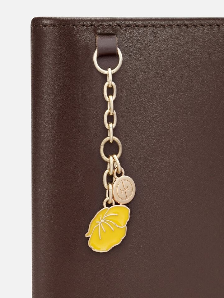 Atlas Leather Passport Holder - Hot Chocolate